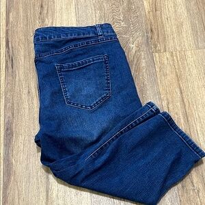 🔵Denim Capri Jeans size 16
